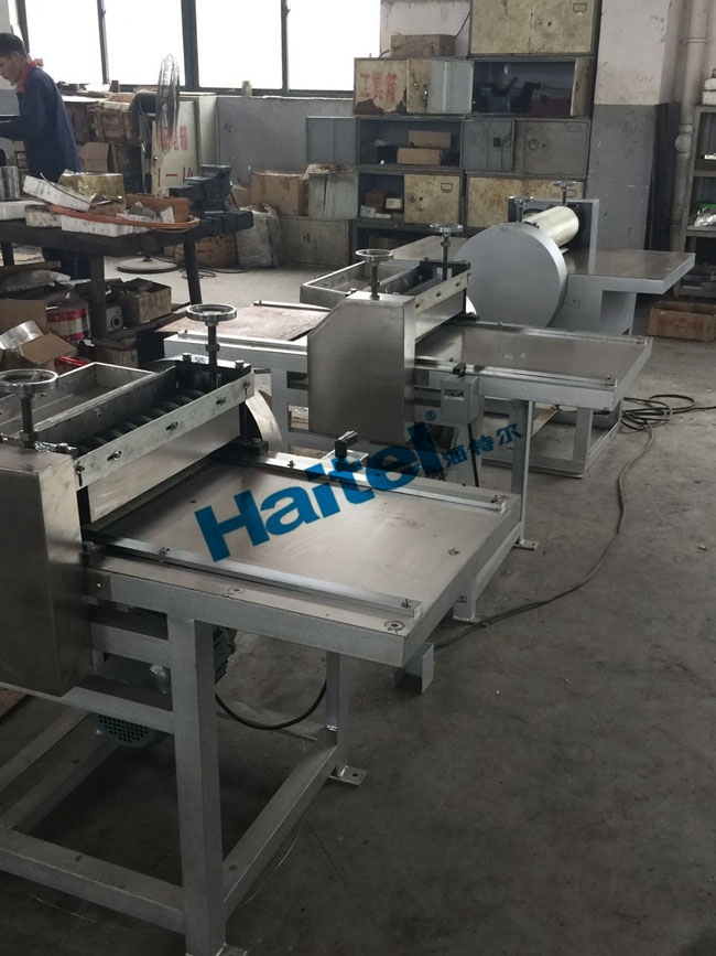 1.5kw Automatic Candy Making Machine , Sweet Making Equipment Easy